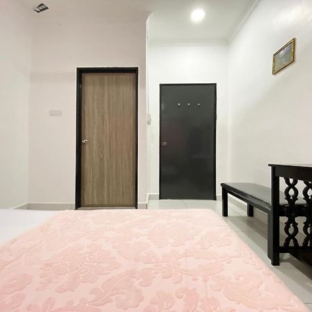 Oyo Home 90230 Dh Residence Kota Belud Bagian luar foto