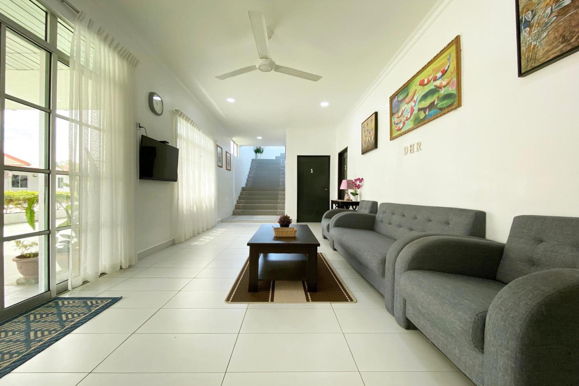 Oyo Home 90230 Dh Residence Kota Belud Bagian luar foto