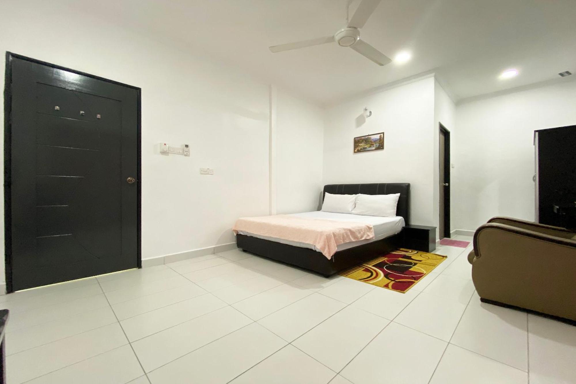 Oyo Home 90230 Dh Residence Kota Belud Bagian luar foto