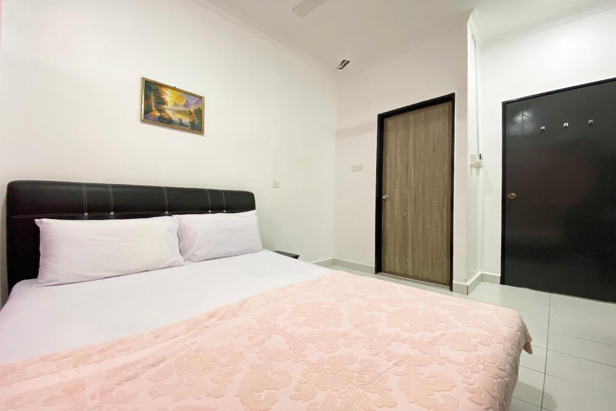 Oyo Home 90230 Dh Residence Kota Belud Bagian luar foto