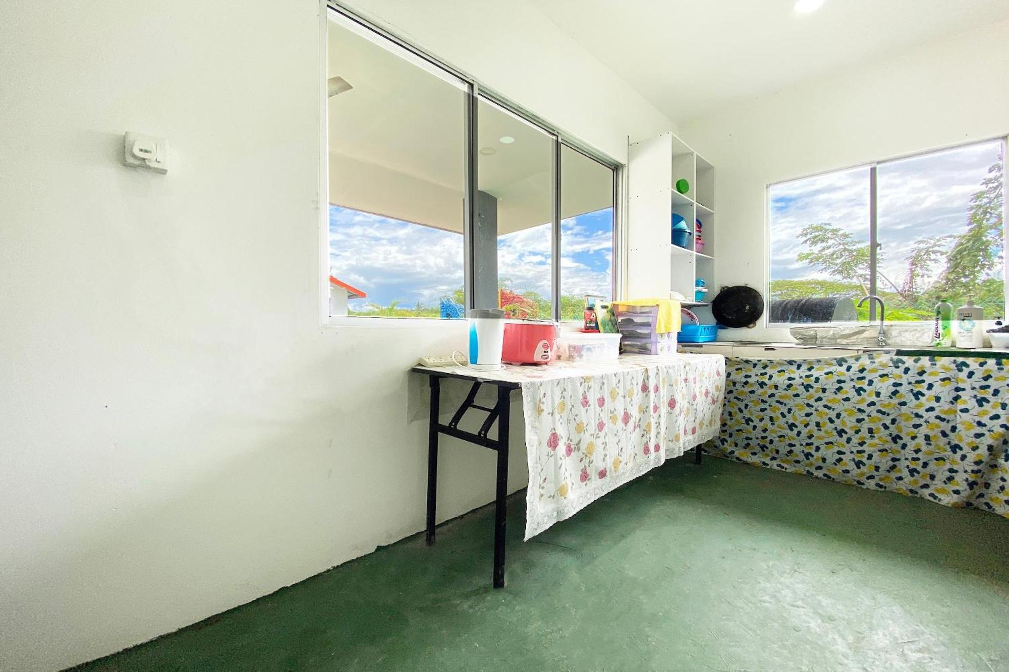 Oyo Home 90230 Dh Residence Kota Belud Bagian luar foto