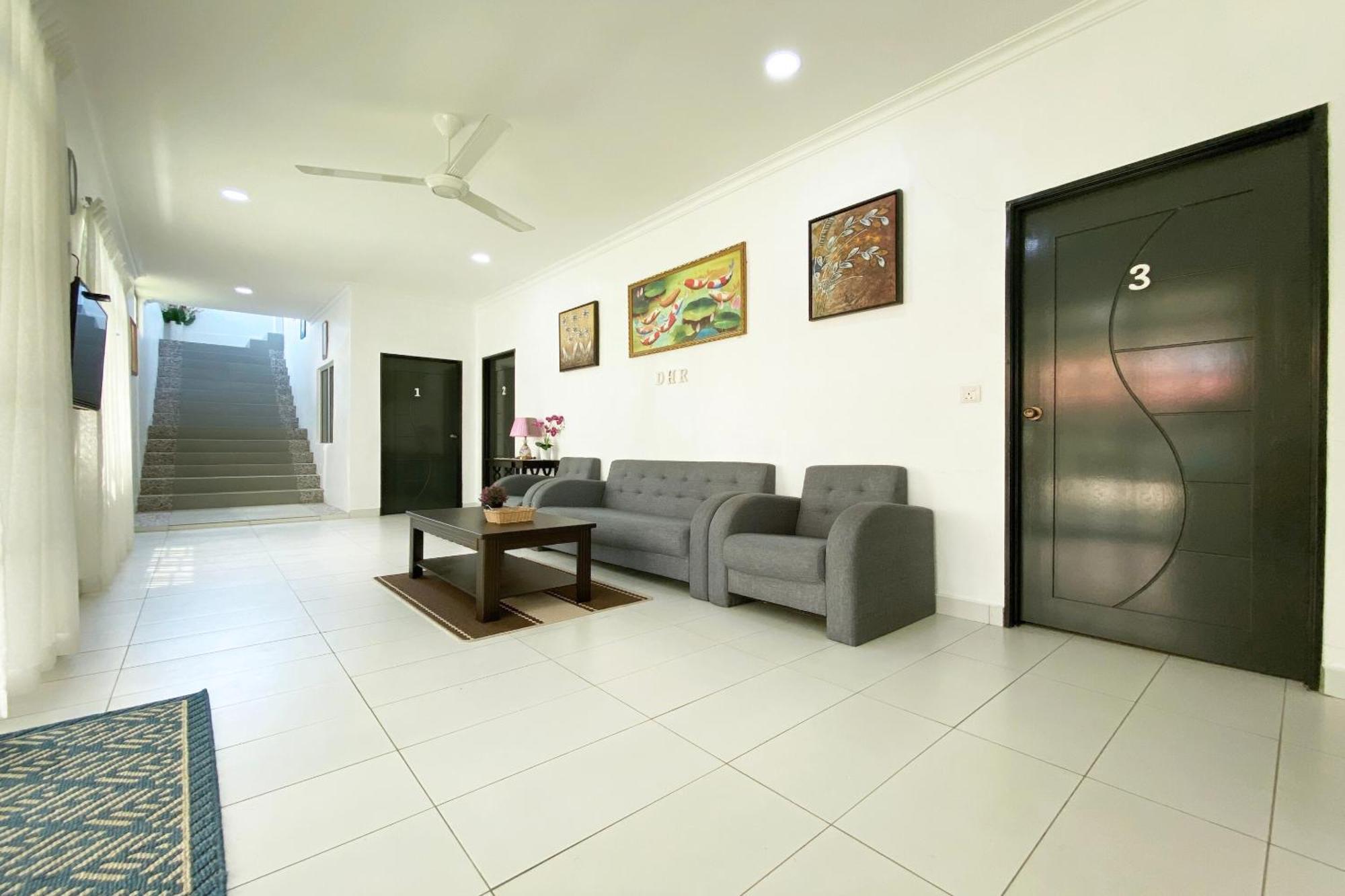 Oyo Home 90230 Dh Residence Kota Belud Bagian luar foto