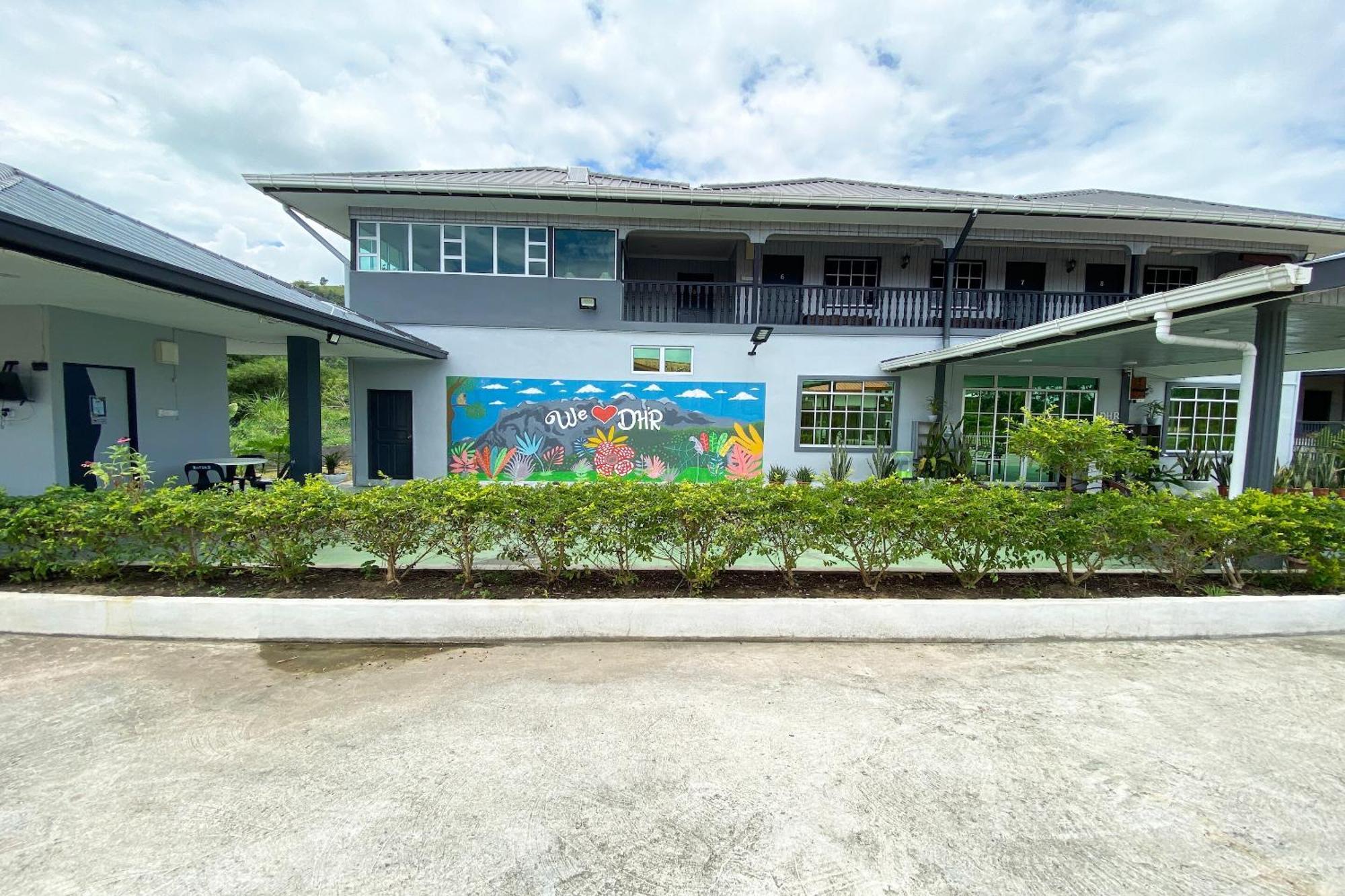 Oyo Home 90230 Dh Residence Kota Belud Bagian luar foto